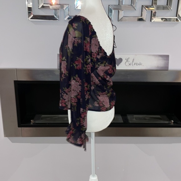 ♡Aeropostale long sleeve crop top - Picture 3 of 5